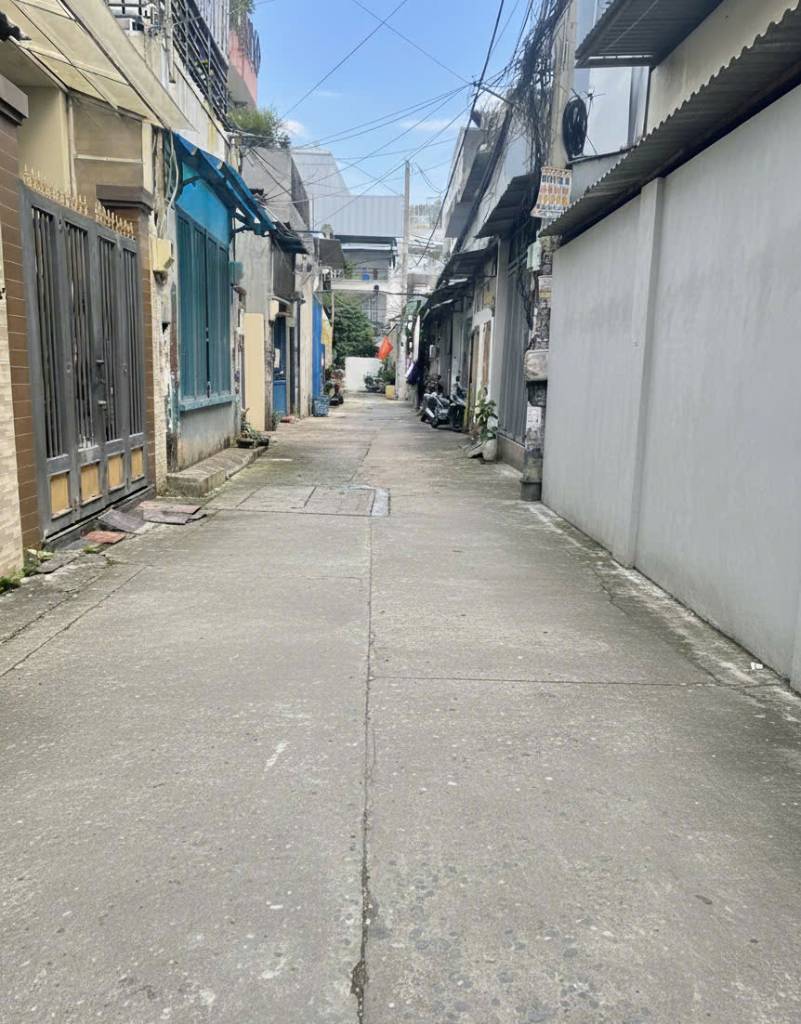 Bán nhà HXH Quận 12, khu Trường Chinh, cầu Tham Lương, 110m2, 3 tầng, nhỉnh 7 tỷ