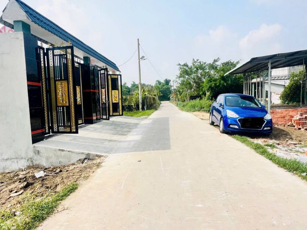 Bán nhà Đức Lập Hạ, Long An, nhà đẹp mới xây, 170m2, 2PN 1WC, giá 1,75 tỷ