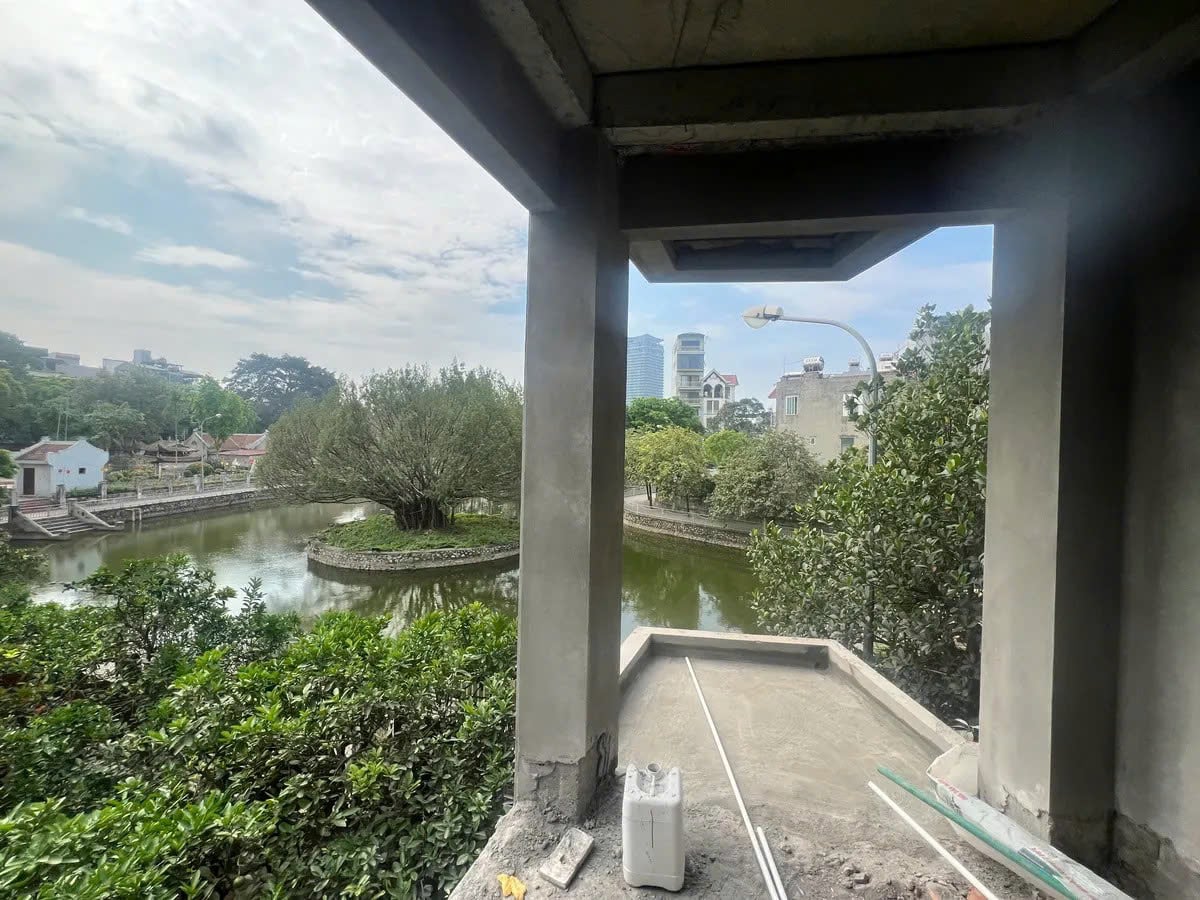 BÙNG NỔ, BÁN NHÀ LÔ GÓC  ĐỐNG ĐA,  SỔ VUÔNG 23M², DÂN XÂY BỀN CHẮC, NHỈNH 4 TỶ