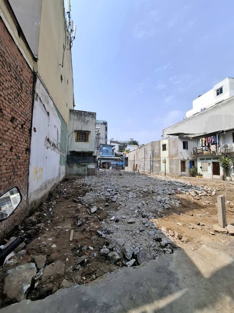 BÁN LÔ ĐẤT TRẦN XUÂN SOẠN, SÁT KHU HIMLAM, 64M2, GẦN LOTTE, XÂY DỰNG TỰ DO, 5 TẦNG, 6.2 TỶ