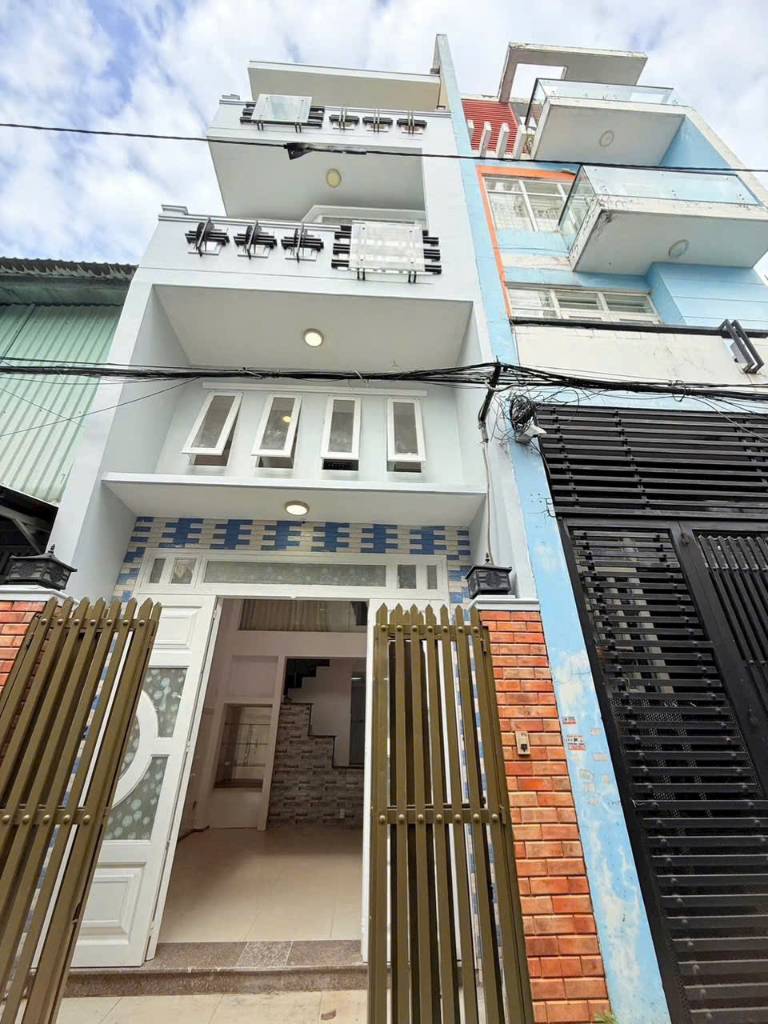 Bán nhà hẻm đường 26/3 , Bình Hưng Hòa dt 42m2 3 lầu 4pn , 3wc giá 4,9 tỷ