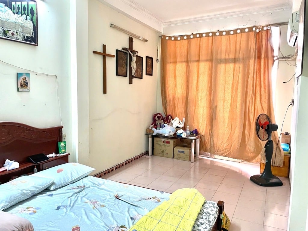 Bán nhà mặt tiền Nguyễn Văn Nghi, Gò Vấp, sổ hồng chính chủ, 88,9m2 4 tầng