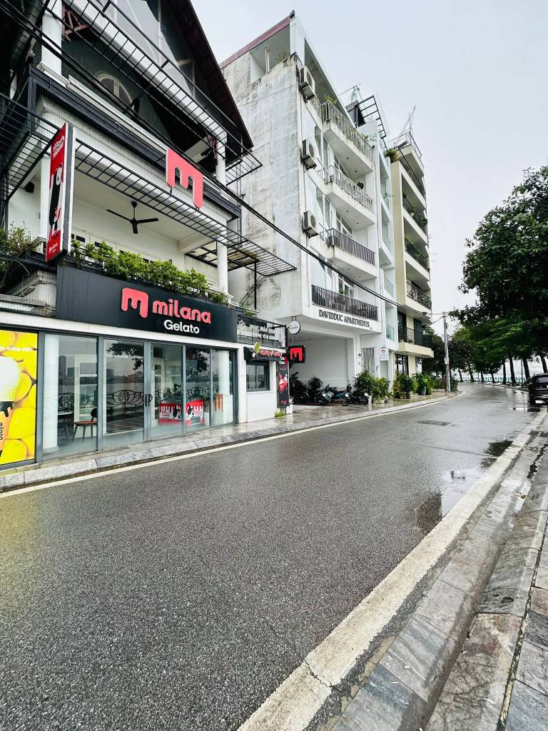 BÁN TÒA KHÁCH SẠN MẶT PHỐ QUẢNG KHÁNH, 125M² 6 TẦNG, MẶT TIỀN 7,2M, GIÁ 156,9 TỶ