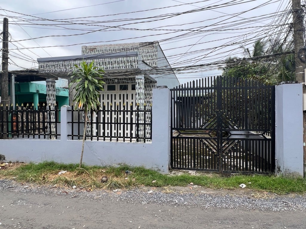 Bán nhà Ấp 1B xã Hựu Thạnh, Long An, nhà cấp 4, dt 7,5 x 19 thổ cư full, sổ hồng riêng