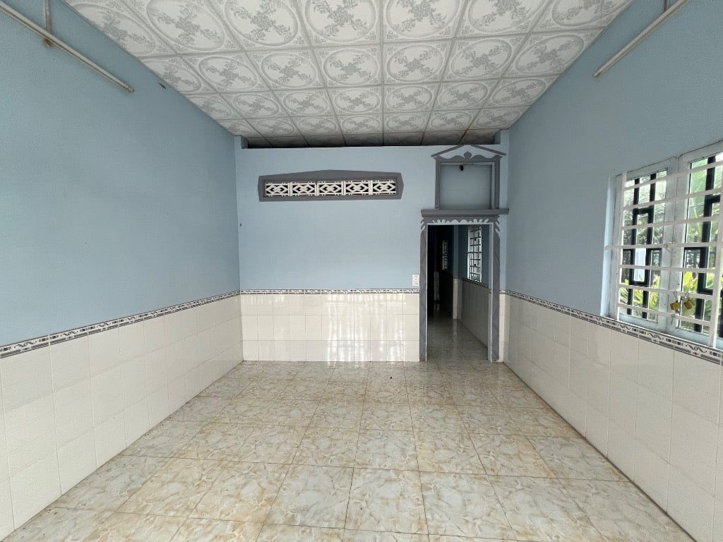 Bán nhà Ấp 1B xã Hựu Thạnh, Long An, nhà cấp 4, dt 7,5 x 19 thổ cư full, sổ hồng riêng