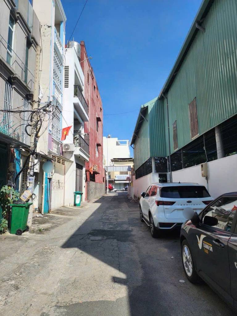 BÁN NHÀ ĐƯỜNG NGUYỄN KIỆM, PHÚ NHUẬN, HXH, 4x15.2M, GIÁ 11.2 TỶ TL