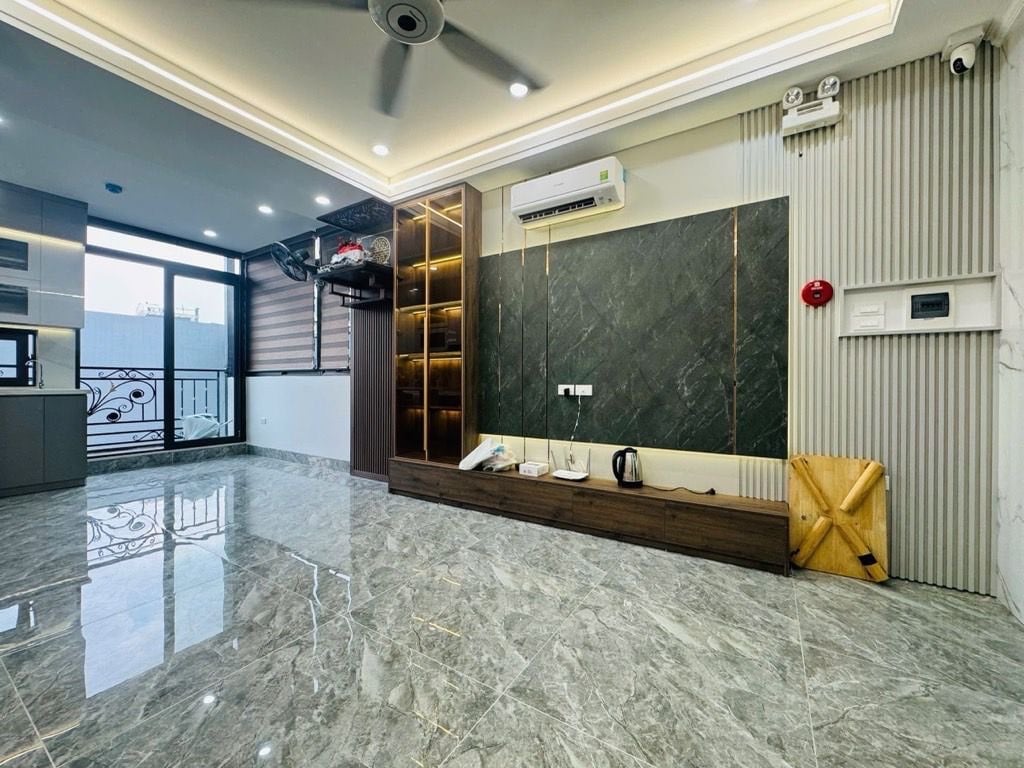 BÁN NHÀ ĐẠI TỪ, HOÀNG MAI, OTO ĐỖ CỬA, 10M RA PHỐ, VIEW HỒ THOÁNG MÁT, GIÁ CHỐT CHỈ 10 TỶ