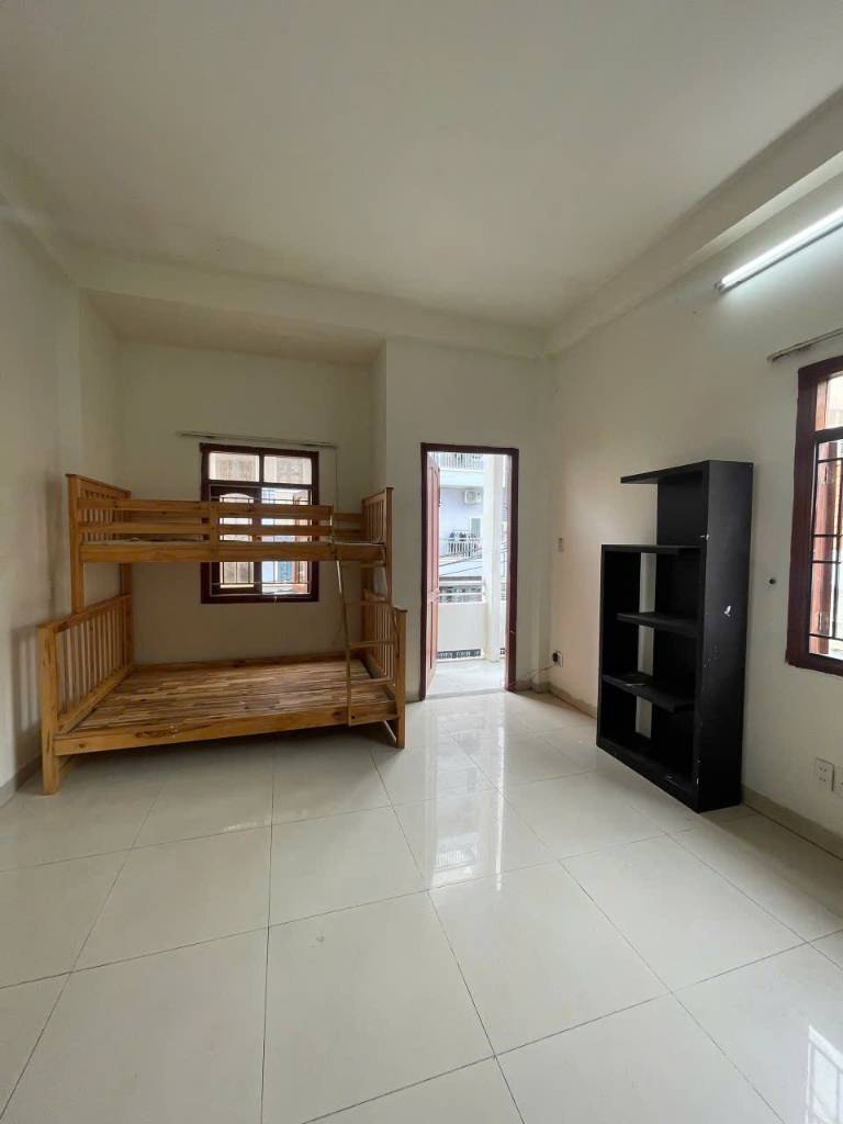 Cho thuê phòng trọ Dương Quảng Hàm, Gò Vấp, rộng 30m2 gần IUH, VLU