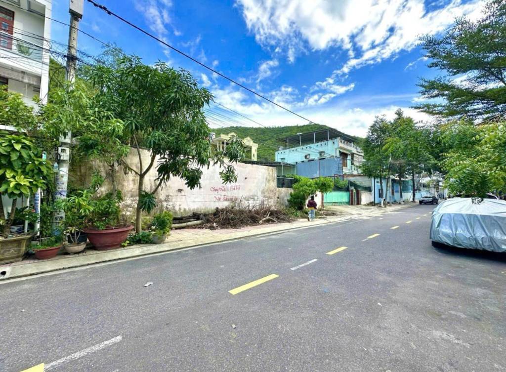 Bán đất Trường Sơn, P.Vĩnh Trường, ngang 10m, gần kđt Mipeco, giá 48tr/m2