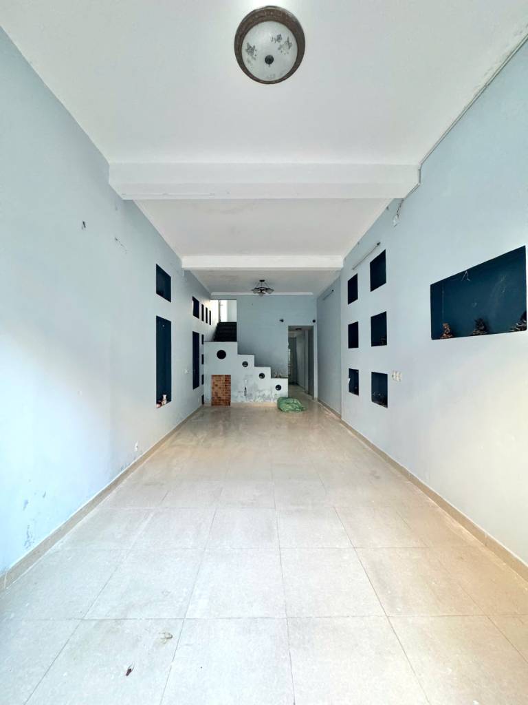 Cho thuê nhà Mã Lò, Bình Hưng Hoà A, 4x20m, lầu điện 3 pha, hẻm rộng