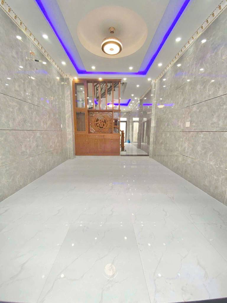 Cho thuê nhà Bình Trị Đông, Bình Tân, 4x15m 3 lầu, 5 phòng 6wc, giá chỉ 16 triệu