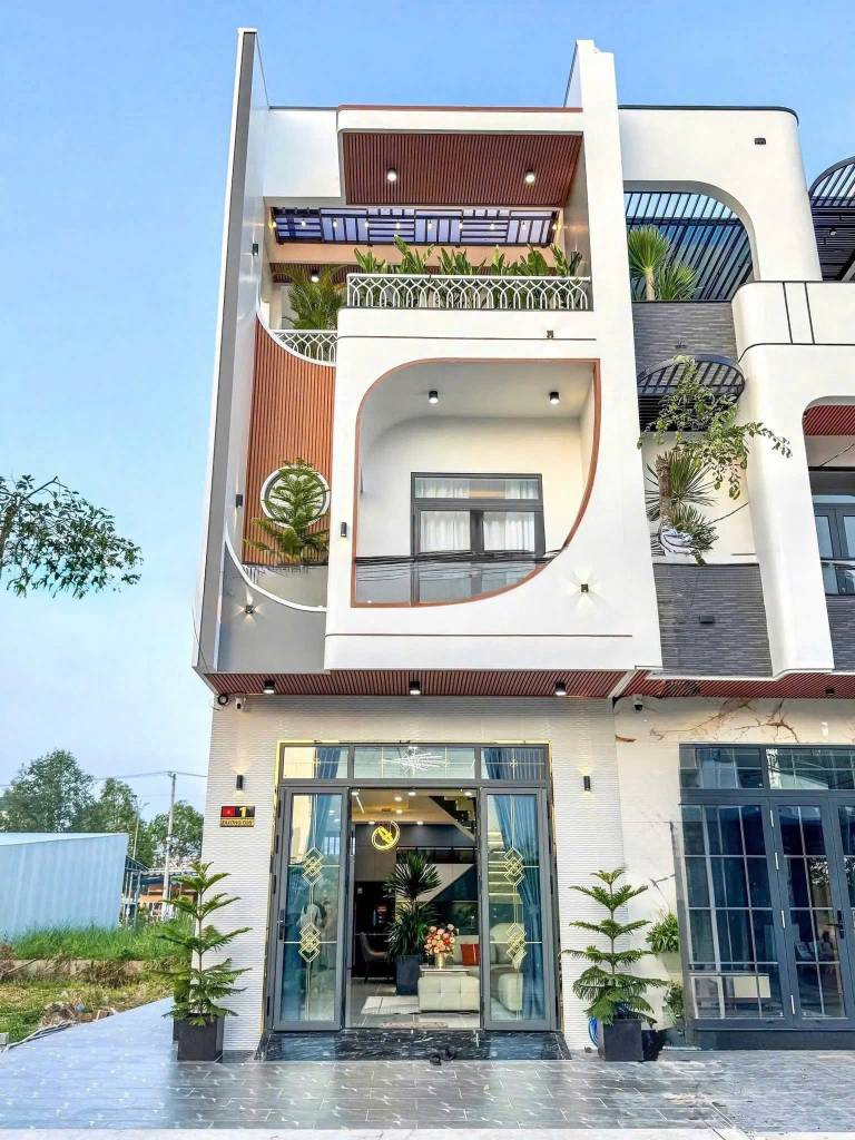 BÁN NHÀ LÊ CHÍ DÂN, TRUNG TÂM THỦ DẦU MỘT, 1 TRỆT 2 LẦU ĐẸP, CHỈ CẦN 1 TỶ LÀ SỞ HỮU NGAY