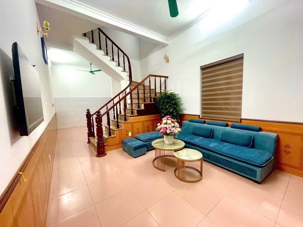 Bán nhà ngõ đường Nguyễn Văn Linh, Thanh Bình, 2,5 tầng 46,8m2, 3 ngủ, chỉ 2,3 tỷ