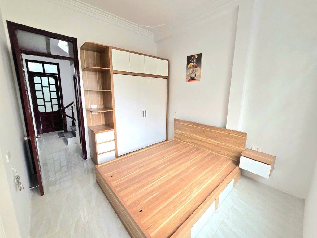 Bán nhà Ngô Quyền, Hà Đông, 31m2, oto nhỏ đỗ cửa, 7,68 tỷ
