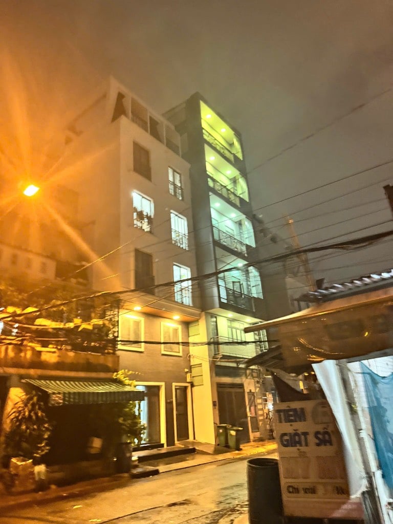 BÁN NHÀ LÝ PHỤC MAN, NGANG 6M7, ĐƯỜNG TRẢI NHỰA KHU NAM LONG, TRẦN TRỌNG CUNG NỐI DÀI, 10 TỶ