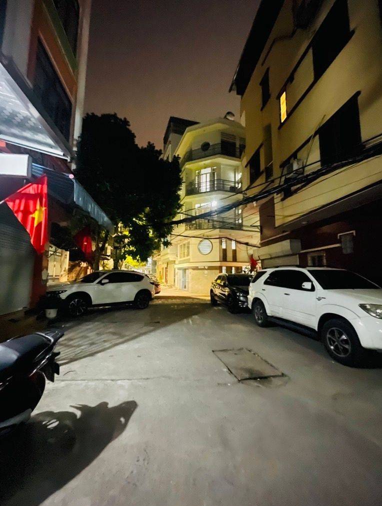 Bán nhà Trần Quang Diệu_lô góc 2 mặt ô tô_mt 7m bề thế_80m2_giá chào 39 tỷ