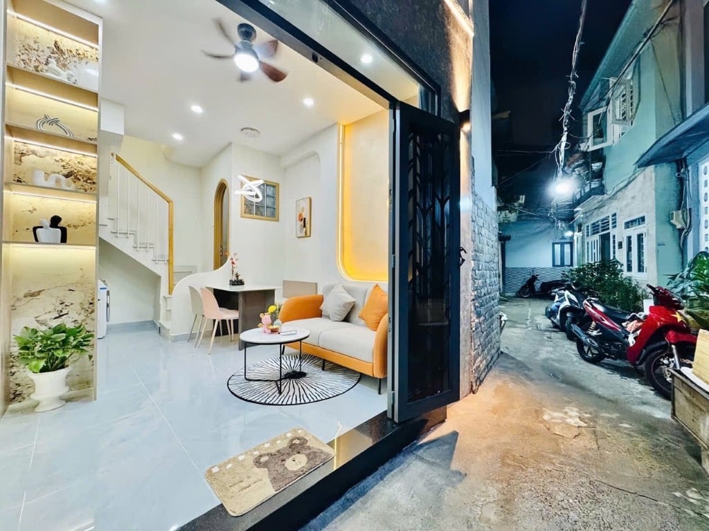 Bán nhà Xô Viết Nghệ Tĩnh, Bình Thạnh, 3.3 x 5.5m, chỉ 3,68 tỷ