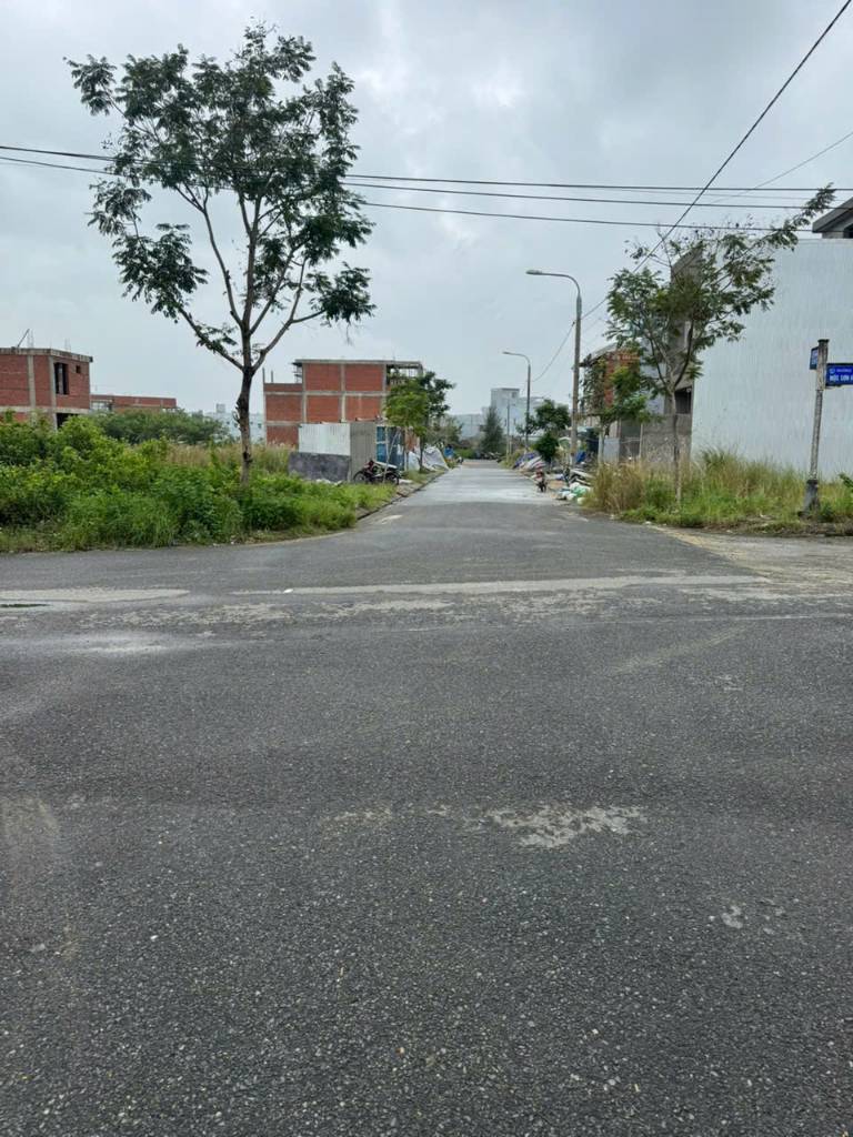 Bán đất đường Bùi Bỉnh Uyên, Hòa Hải, Ngũ Hành Sơn, 2 mặt tiền, 100m2, sát biển, 5,2 tỷ