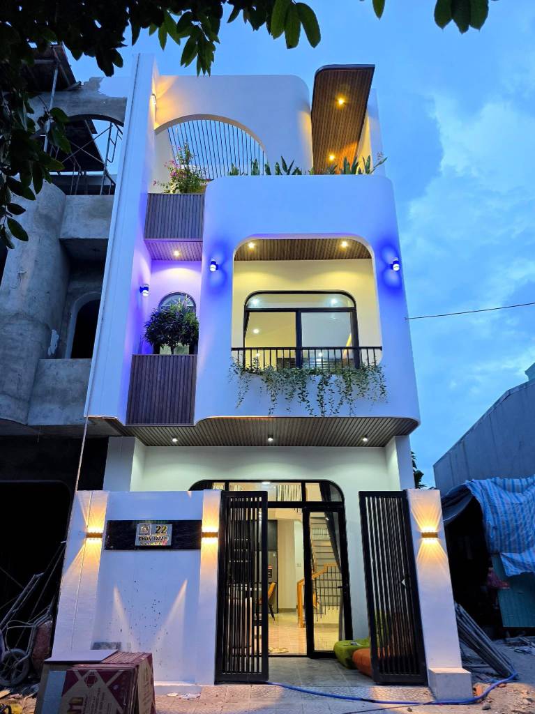 BÁN NHÀ LÊ CHÍ DÂN, THỦ DẦU MỘT, 1 TRỆT 2 LẦU, GIÁ CỰC TỐT, CÓ THỂ DỌN VÀO Ở NGAY