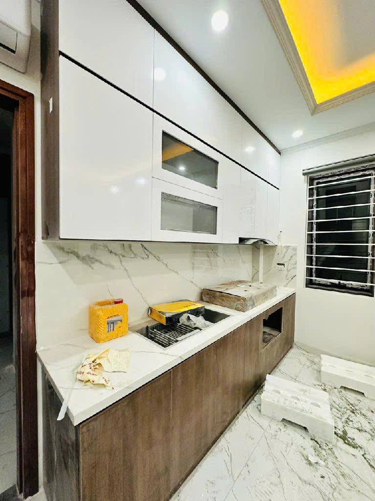 Bán nhà Mỹ Đình, Nam Từ Liêm, mặt tiền bề thế, 42m2, 8.8 tỷ