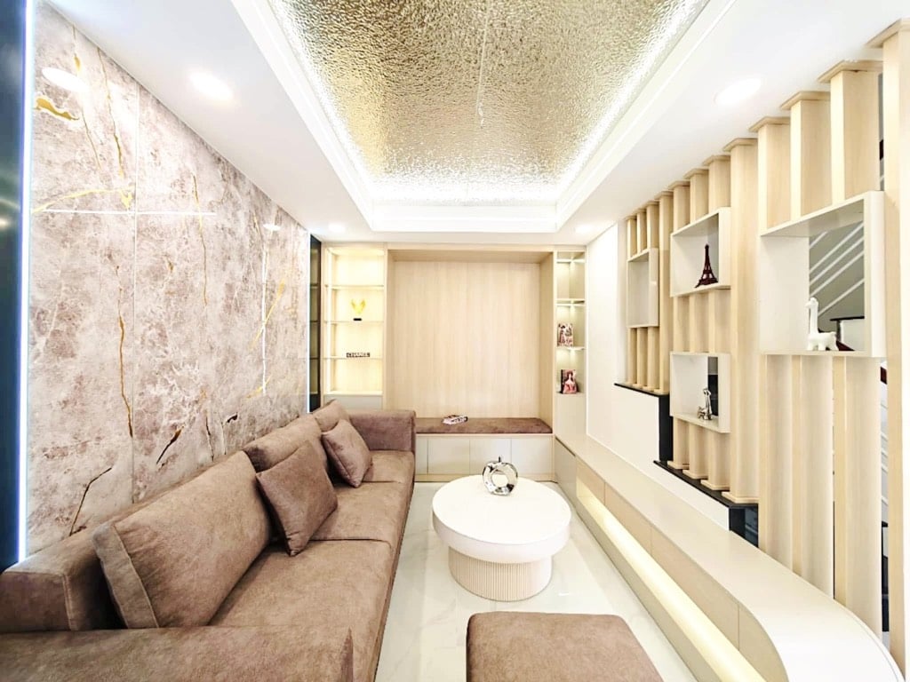 BÁN NHÀ P4, TRUNG TÂM QUẬN 3, CHỢ BỦA VÂY, ĐI ĐÂU CŨNG TIỆN, 5 TẦNG, 35M2, GIÁ 8,68 TỶ