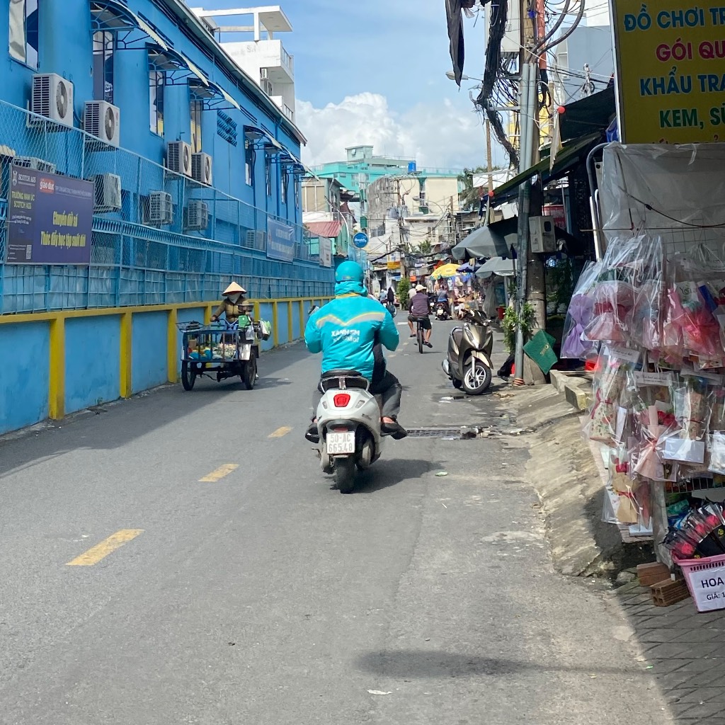 Gấp bán giảm sâu đậm, DT 3.8x20m, sổ riêng, tiện xây mới làm nhà trọ hoặc CHDV, gần Tân Kỳ Tân Quý