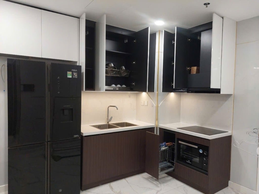 Bán căn office Sunshine Sky Quận 7, 70m2, đa năng, giá 4,1 tỷ bao thuế phí