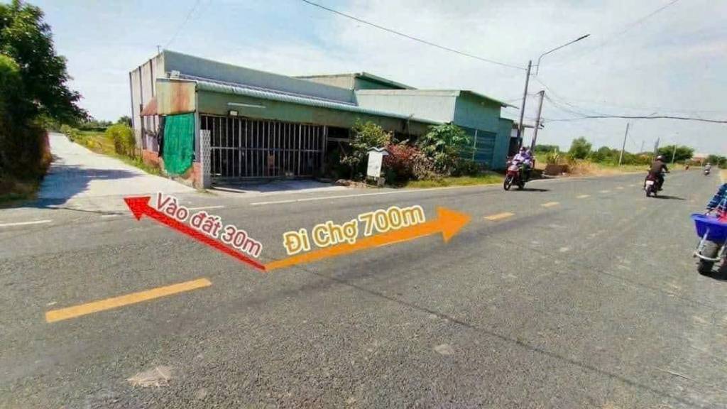 Bán đất thổ cư đường beton 3m thông , xã Đức Tân, Tân Trụ dt 311m2 giá 1,2 tỷ