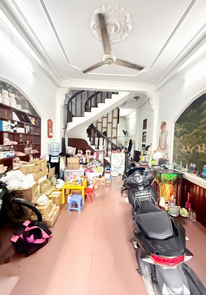 Bán nhà Cách Mạng, hẻm xe hơi 8m, 4×12m, 48m2 4 tầng, chỉ 7,4 tỷ nhà đẹp ở ngay