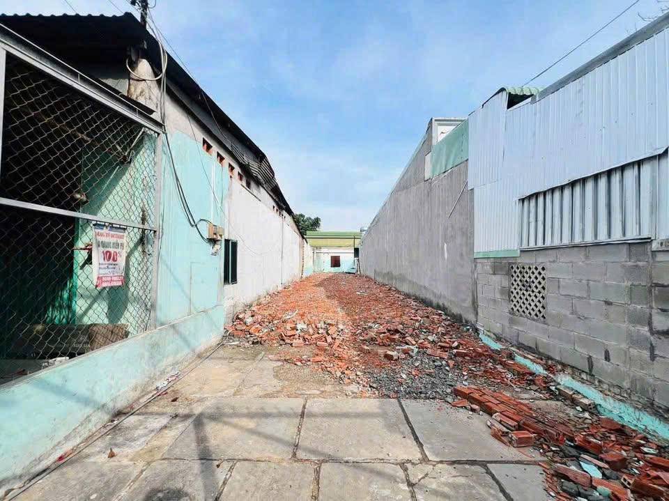 Bán đất Thị trấn Củ Chi, 181m2, 5x36m sổ riêng, giá đầu tư 670 triệu còn thương lượng