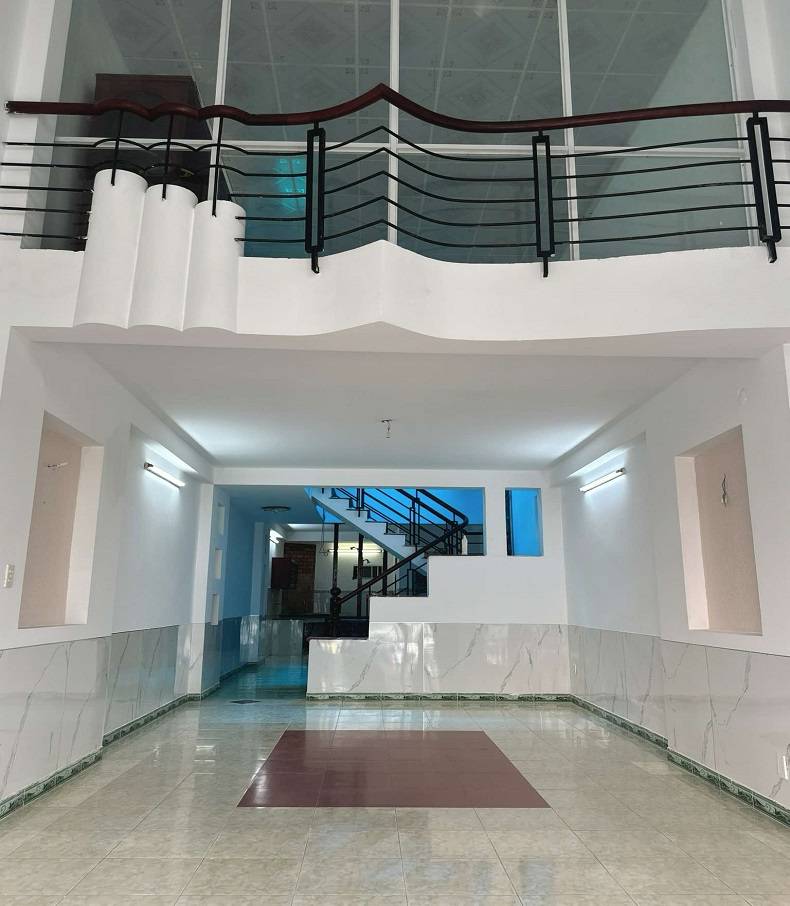 Bán nhà Lê Thúc Hoạch, Phú Thọ Hoà, Tân Phú, HXH tránh, 88m2, 2 tầng, giá rẻ