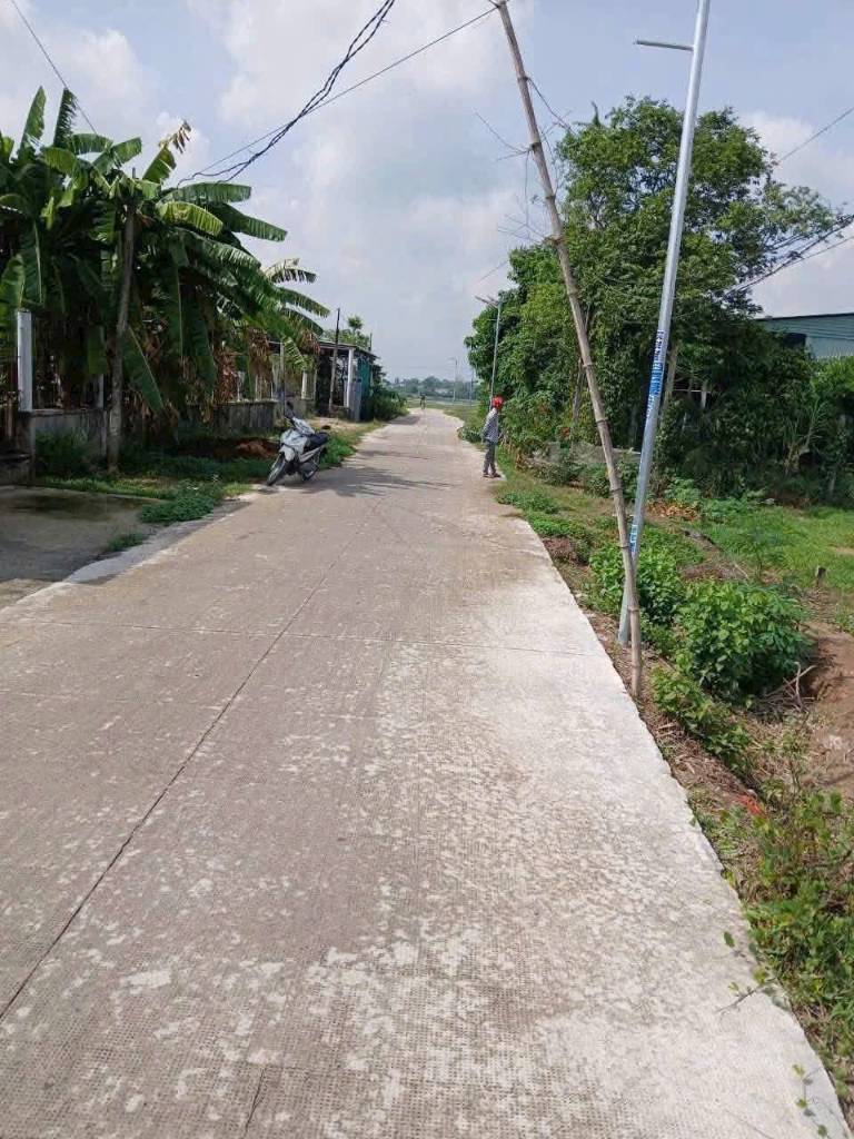 Bán đất thổ cư ấp Nhơn Hòa 1, xã Đức Hòa Thượng, dt 365m2, đường beton 4m, giá 1,4 tỷ