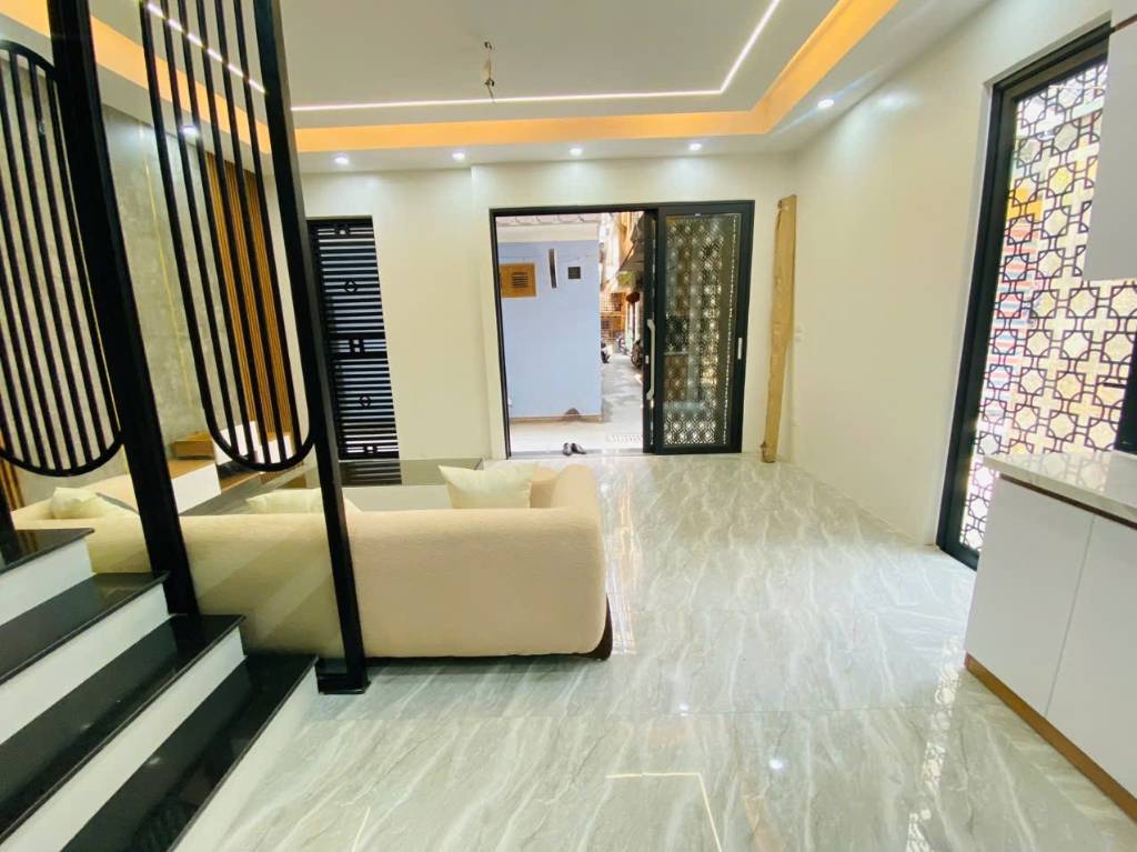 Phân Lô Cán Bộ Phùng Khoang Thanh Xuân, Lô Góc 2 Mặt Ô Tô, 31m2, 5T, MT 5.3m, 10.7 Tỷ.