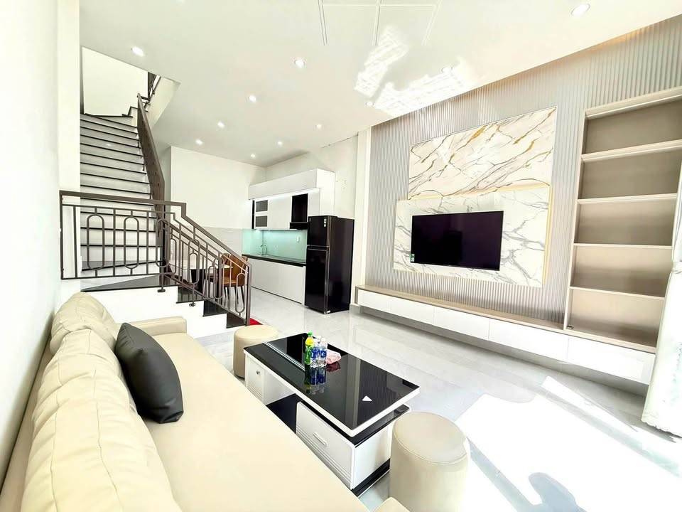 BÁN NHÀ BỬU LONG, BIÊN HÒA, MẶT TIỀN KINH DOANH, GẦN SÂN BAY, CHỦ GIẢM SÂU