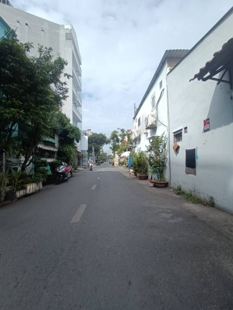 BÁN NHÀ MẶT TIỀN LÂM VĂN BỀN, ĐƯỜNG VIP QUẬN 7, GÓC 2 MẶT TIỀN, HIẾM BÁN