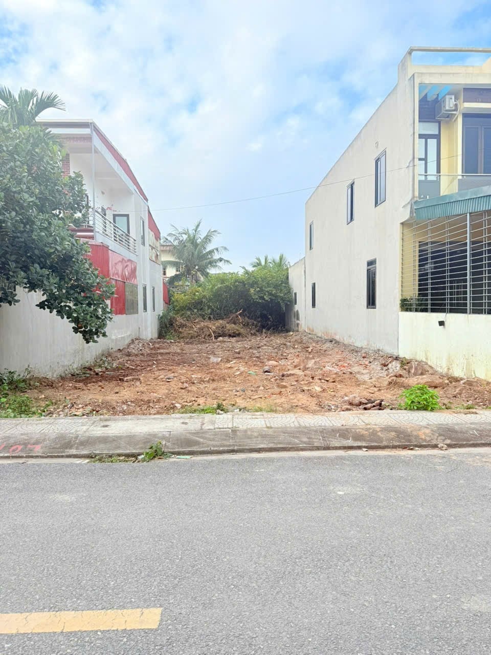 BÁN ĐẤT MẶT TIỀN CHỢ HẢI THÀNH 2, DƯƠNG KINH, 175M², GIÁ NHỈNH 23 TRIỆU/M²