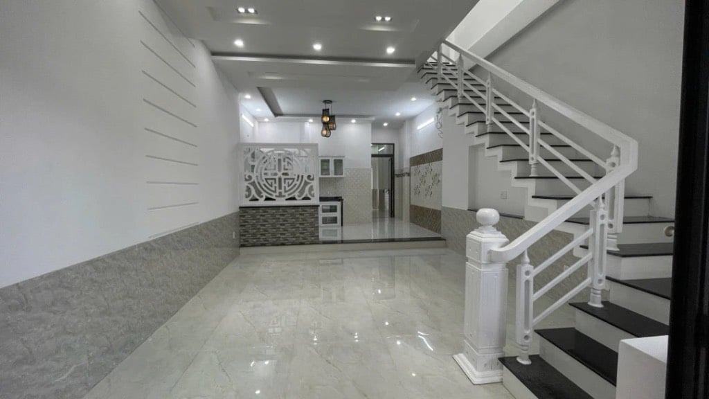 BÁN NHÀ ĐƯỜNG THANH TỊNH, LIÊN CHIỂU, 2 TẦNG 100M², ĐANG KINH DOANH TỐT