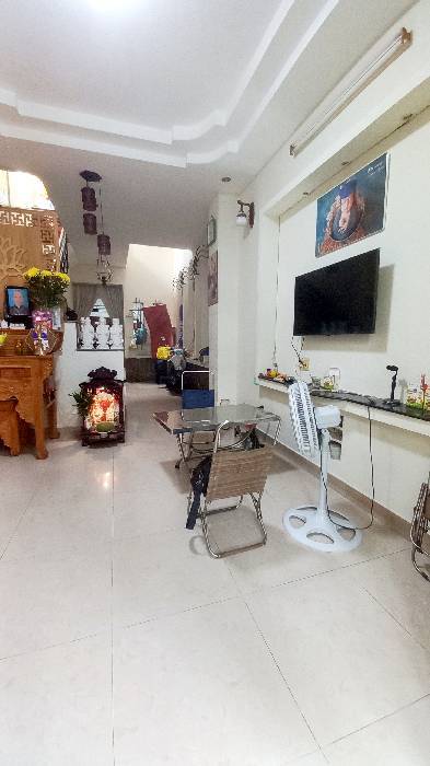 MẶT TIỀN MVV KINH DOANH BUÔN BÁN CỰC TỐT VỊ TRÍ ĐẸP KHU DÂN CƯ ĐÔNG ĐÚC 4 TẦNG CHỈ 9.8 TỶ