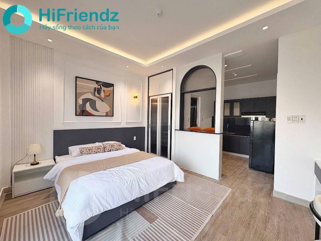 Cho thuê căn hộ Bình Thạnh, 1PN tách bếp, ngay Ngã Tư Hàng Xanh, 35m2, ở 2,3 người thoải mái