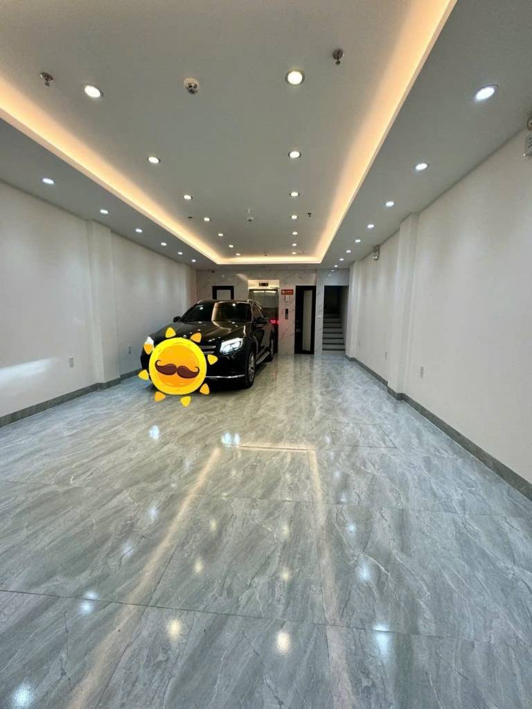 View Trường học, CHDV Kim Giang - Hoàng Mai, Gara Ô Tô, KD, 65M2, 7TTM, Mt 5.2m, 23.5 Tỷ.