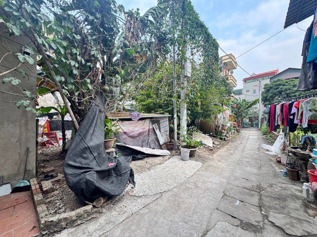 Bán đất Khuyến Lương, Hoàng Mai, 54m2, VF3 vào đất, sổ chính chủ