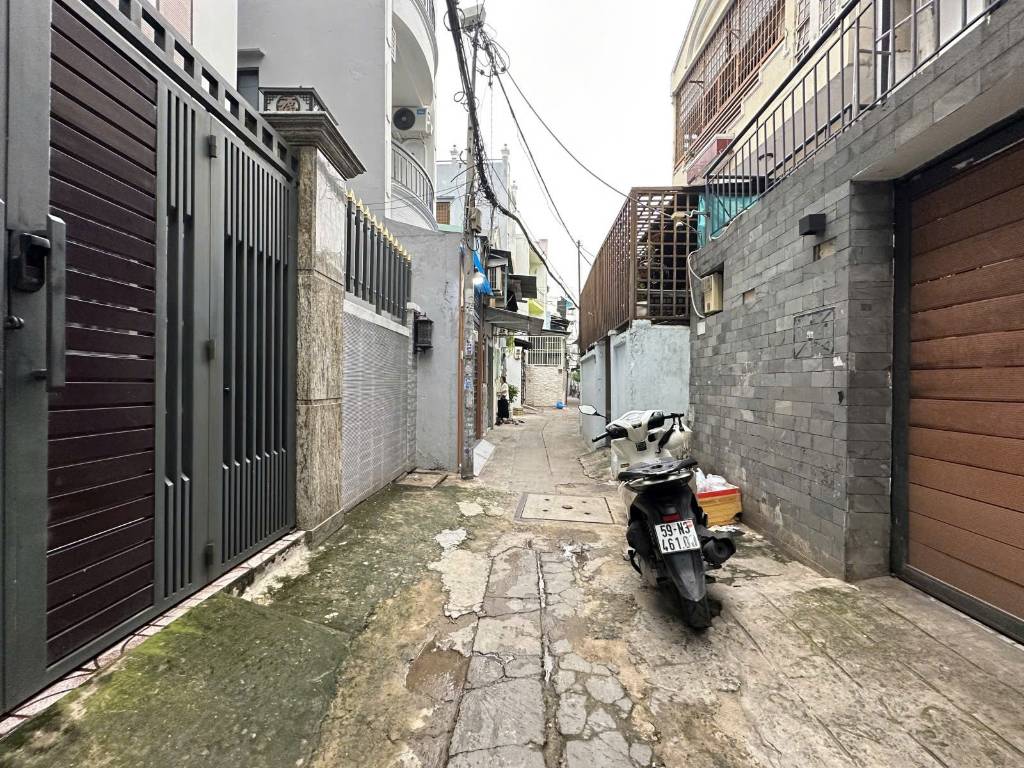 Bán tòa CHDV Nguyễn Thượng Hiền, Phú Nhuận, 97m2 đúc 5 tầng 12PN, có dòng tiền, chỉ 12.999 tỷ tl