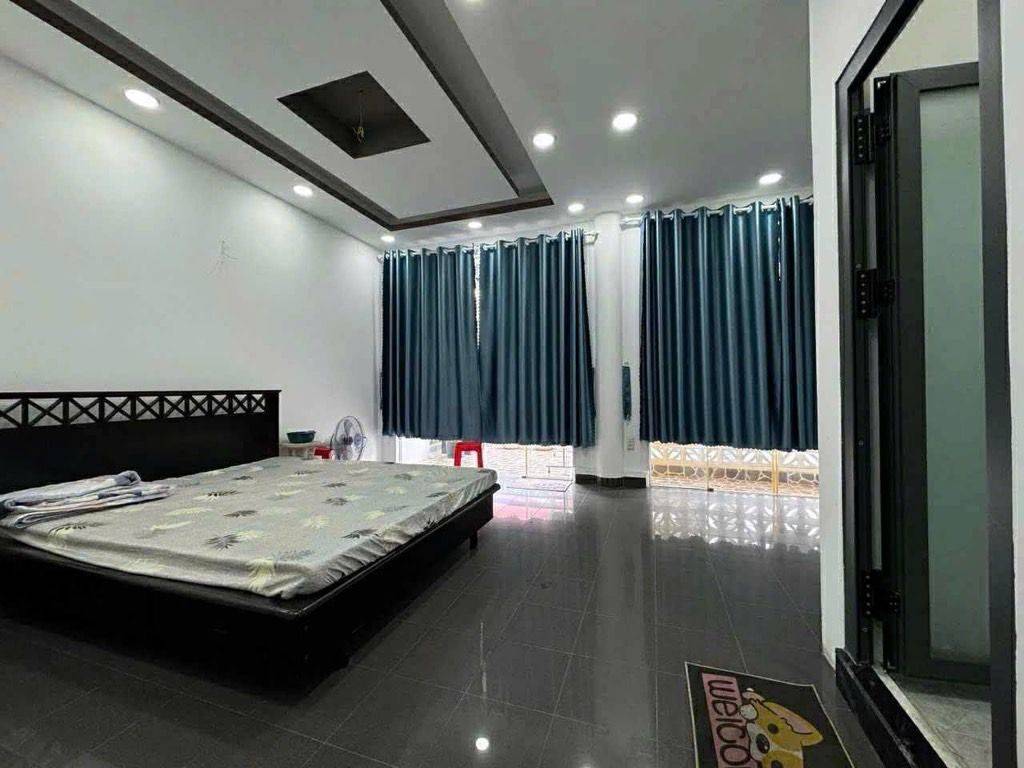 BÁN NHÀ LÊ TỰ TÀI, PHÚ NHUẬN, MẶT TIỀN ĐƯỜNG, 72M2, KHÔNG LỘ GIỚI