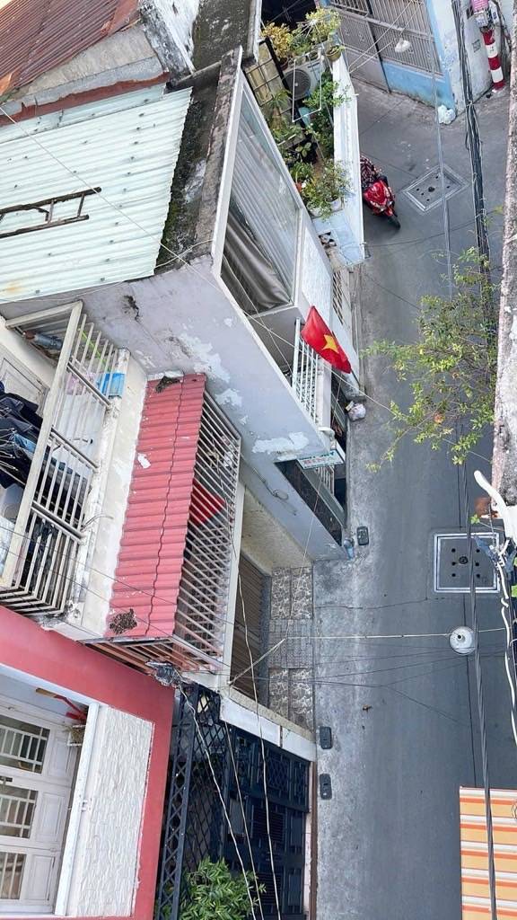 BÁN NHÀ THÍCH QUẢNG ĐỨC, PHÚ NHUẬN, HXH 4 CHỖ, 27M2, 4.85 TỶ