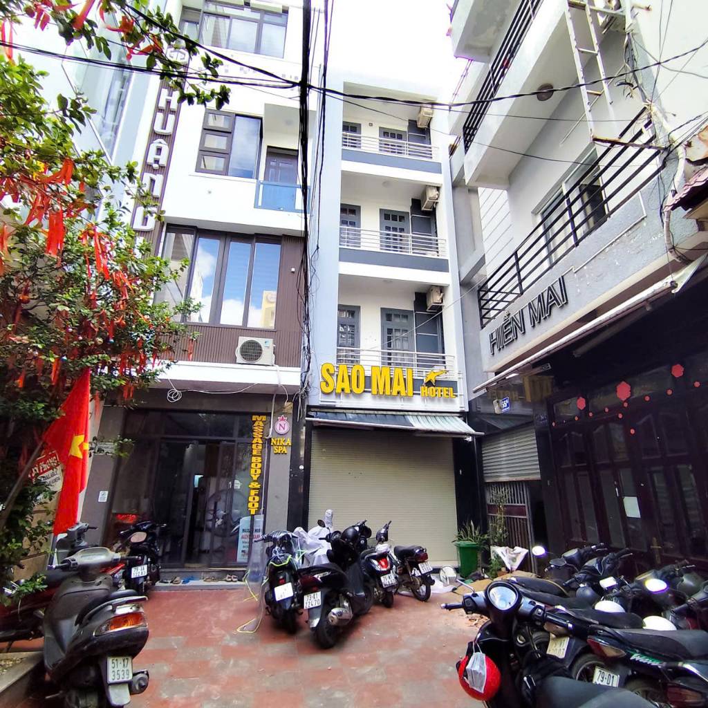 Bán nhà 4 tầng 89,2m2 10PN hẻm Nguyễn Thiện Thuật, cách đường chính chỉ 25m trung tâm Nha Trang