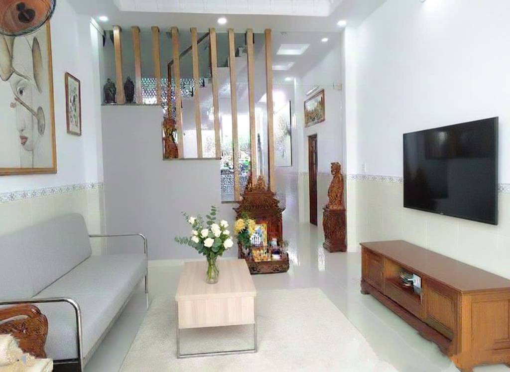 Bán nhà Quận 12 Nguyễn Ảnh Thủ 105m2 3 tầng đường 6m giá chỉ 8 tỷ nhỉnh