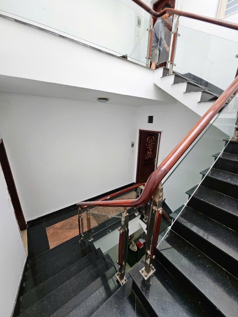 BÁN NHÀ MẶT TIỀN LÝ THÁNH TÔNG, TÂN PHÚ, SÁT BÊN TÔ HIỆU KD, 3 TẦNG, SỔ A4, HOÀN CÔNG ĐỦ, 12.9 TỶ