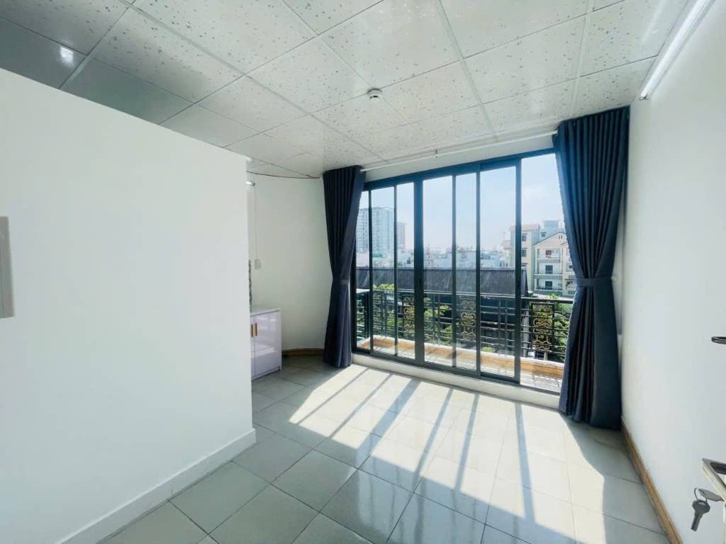 Cho thuê phòng ngay Phạm Văn Chiêu Gò Vấp, ban công thoáng