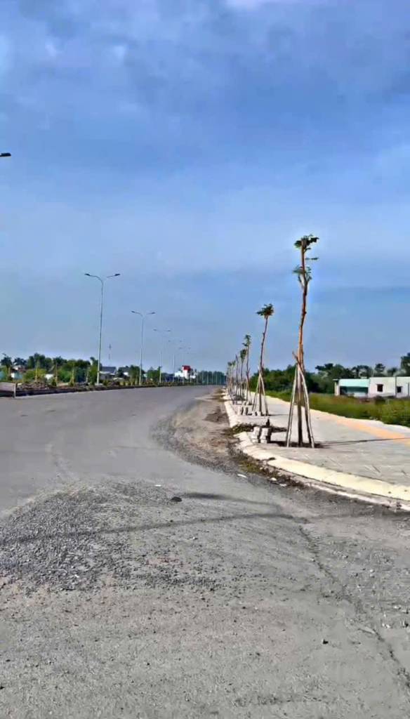 Bán đất thổ cư 1/ tl823D , xã Đức Hòa Đông dt 160m2 giá 1,45 tỷ