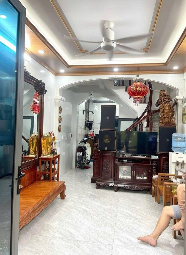 BÁN NHÀ PHỐ ĐẠI TỪ, VỊ TRÍ ĐẸP, NGÕ THÔNG, GẦN PHỐ, DT 36M, CHÀO 7,7 TỶ